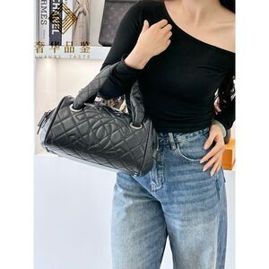 Chanel Women Pre-Loved Bag Very Good Condition